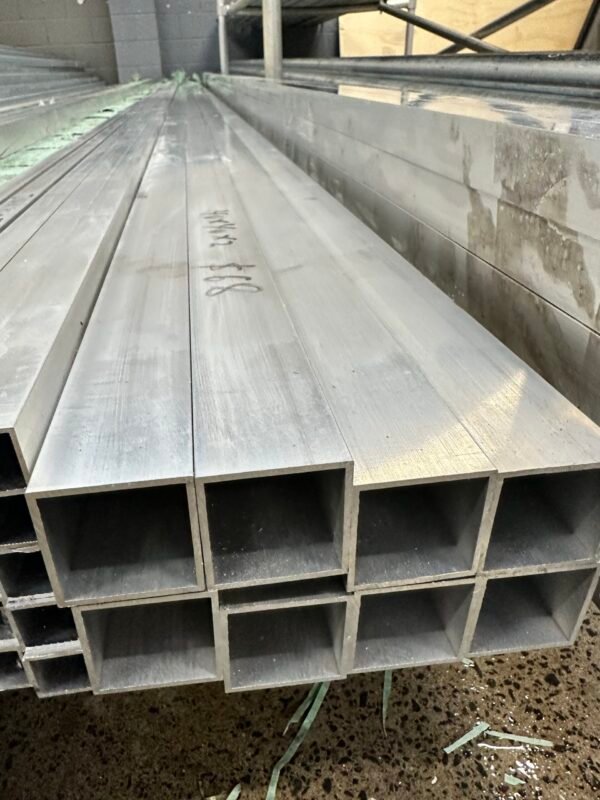Square Box Section Racking Aluminum square box section 40mm x 40mm x 2mm X 5.8m long - Gallop Imports