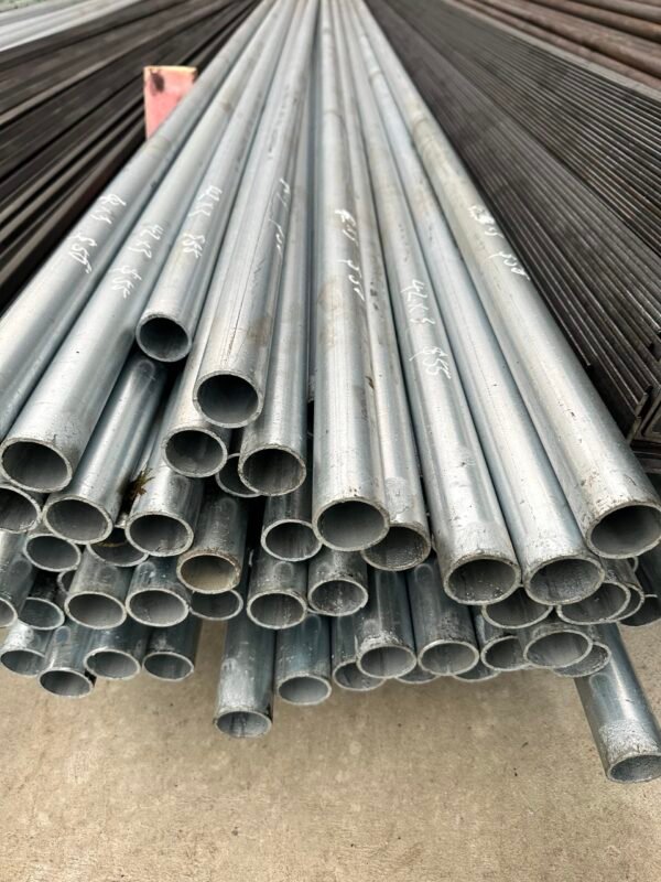 Galvanized Steel pipe 42mm OD  x 3.25mm thick x 5.8m long