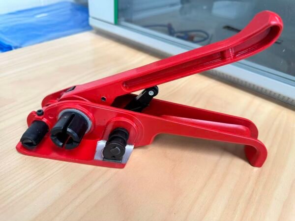 Strapping tensioner