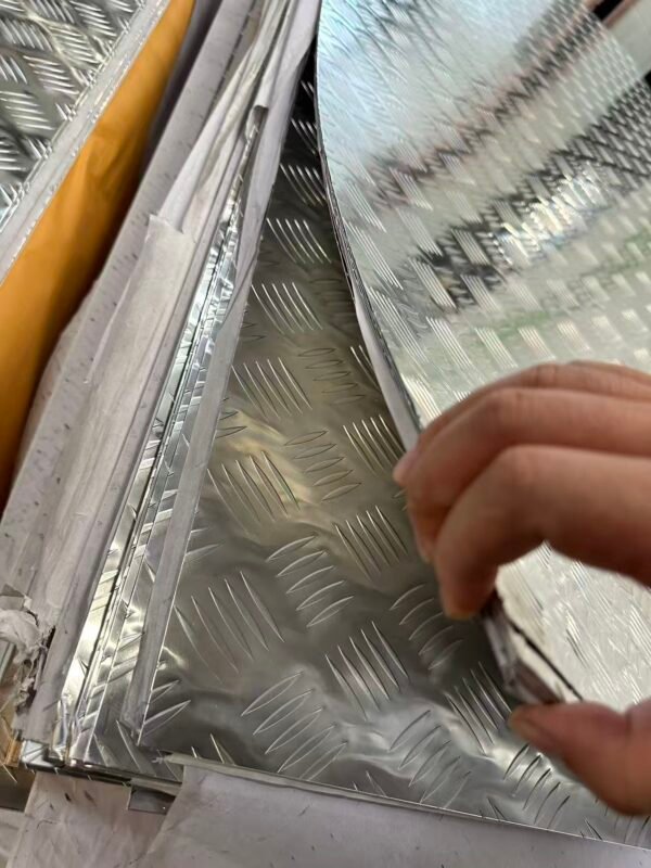 Aluminium checker plate 1.22m x 2.44m x 3mm thick in South Auckland
