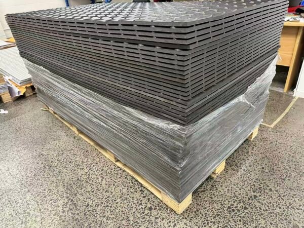 微信图片_20260501173745_680_32 HDPE Road Mats 1m x 2m x12mm