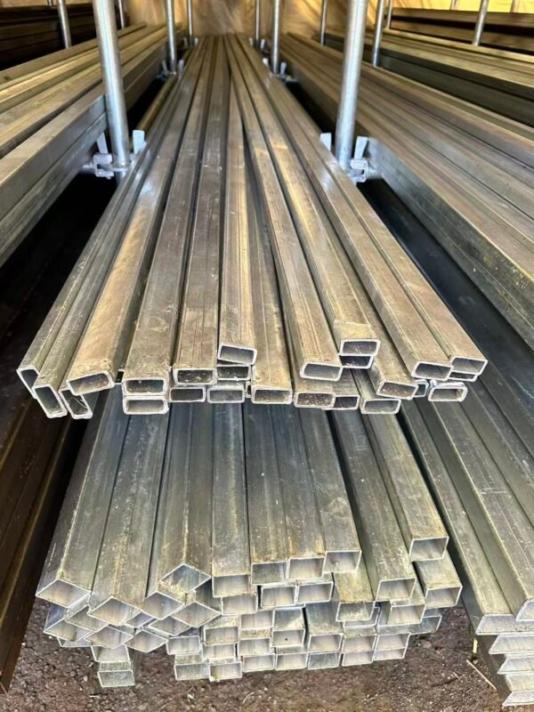 微信图片_20260624105821_853_32 Galv rectangle box section 40mmx20mmx2mmX5.8m long