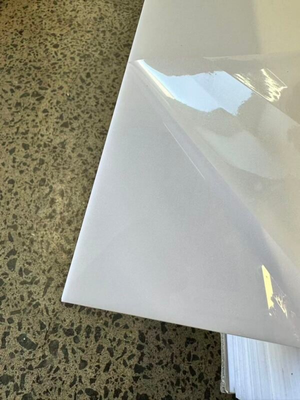 微信图片_20260727102027_916_32 Acrylic Sheets –White 2440 × 1220 x 2.5mm thick