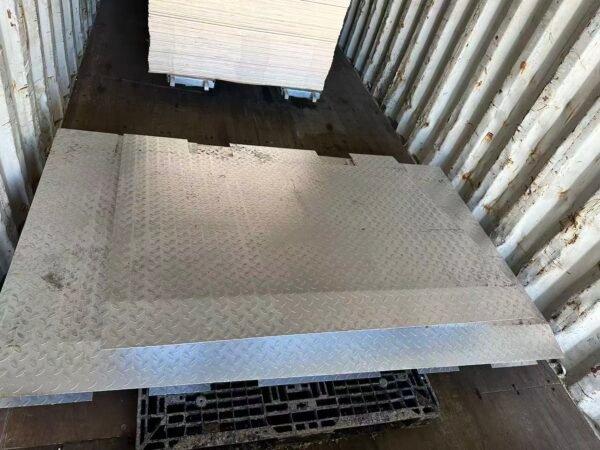 微信图片_20260728104410_927_32 Heavy Duty 6 Ton Container Ramp 1500mm wide